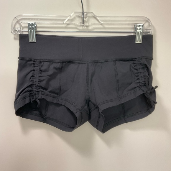 Lululemon Hot Hot Short - Picture 4 of 4